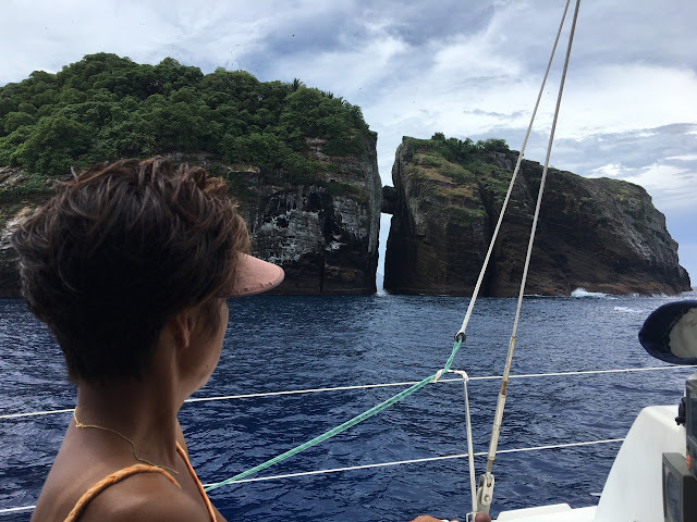 1708 SAILING AROUND ROTUMA