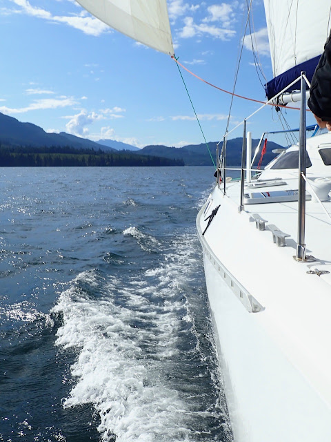 1909 DESOLATION SOUND "Warmer motor cruising"